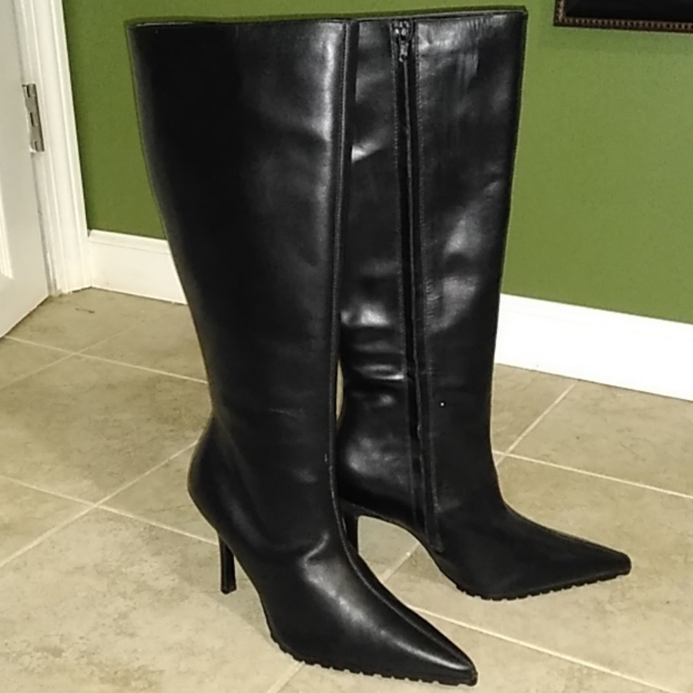 Black knee high boots